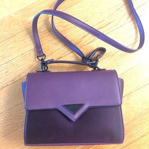 Kendal and Kylie purse!